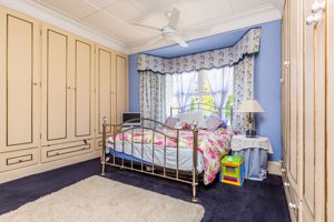 Bedroom- click for photo gallery